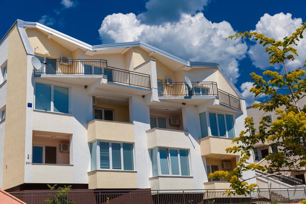 Apartmani Turudic Dramalj Exterior foto